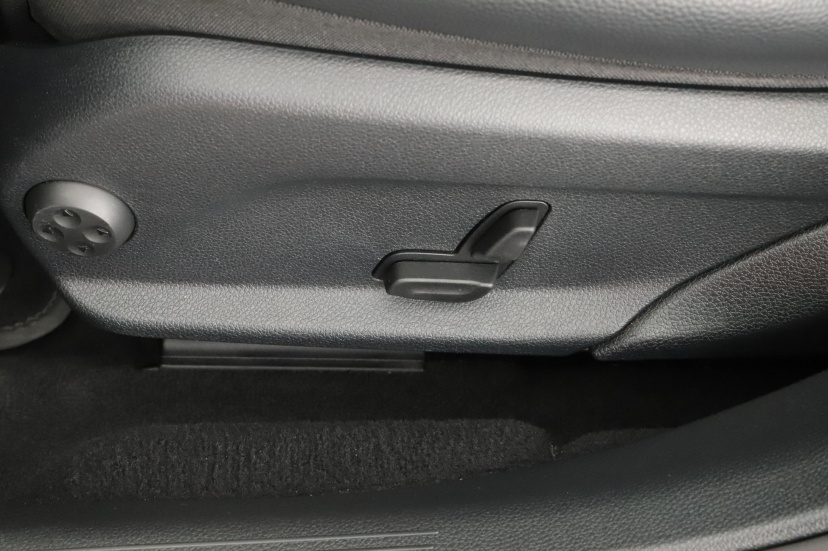 Mercedes-Benz E, 2021