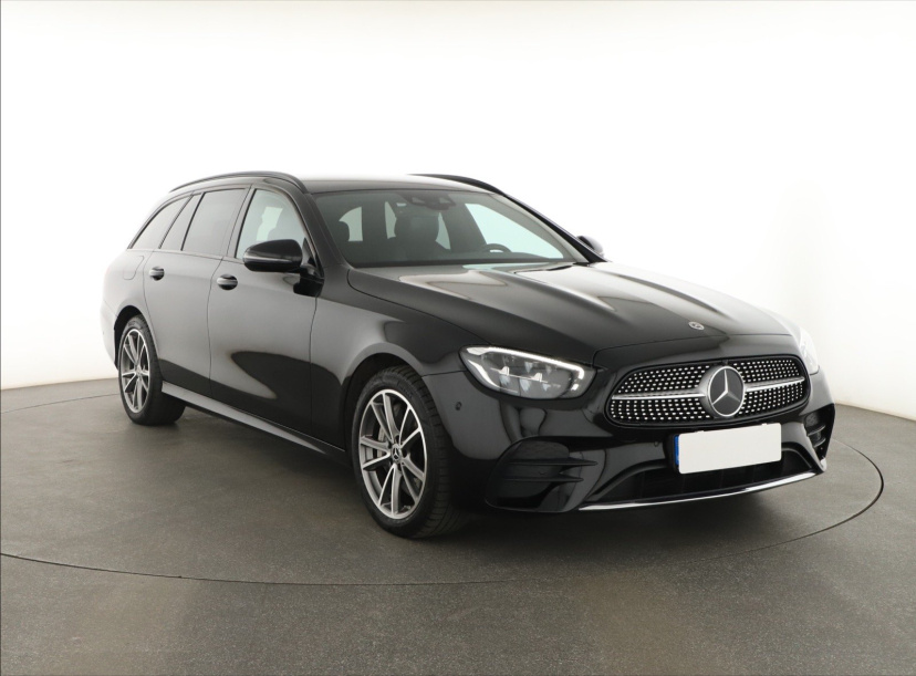 Mercedes-Benz E, 2021