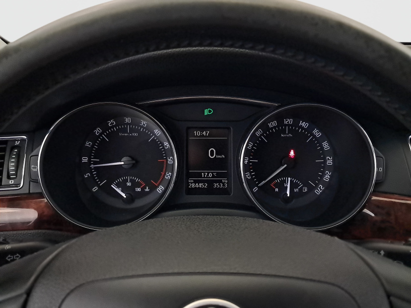 Škoda Superb, 2012