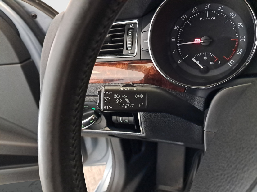 Škoda Superb, 2012