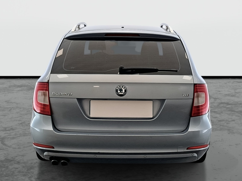 Škoda Superb, 2012