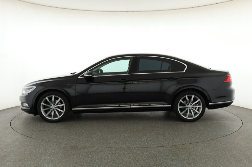 Volkswagen Passat, 2016