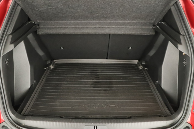 Peugeot 2008, 2021