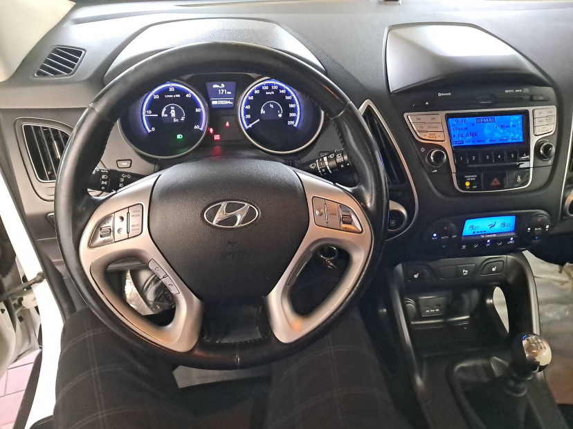 Hyundai ix35, 2013