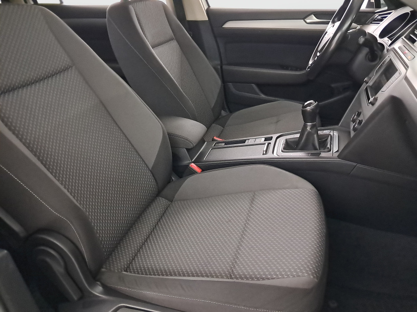 Volkswagen Passat, 2016