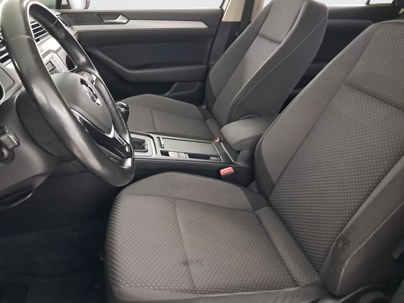 Volkswagen Passat, 2016