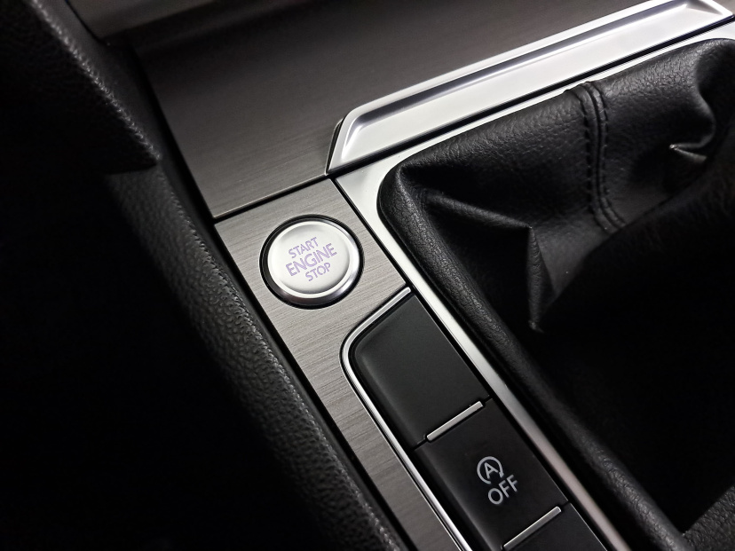Volkswagen Passat, 2016
