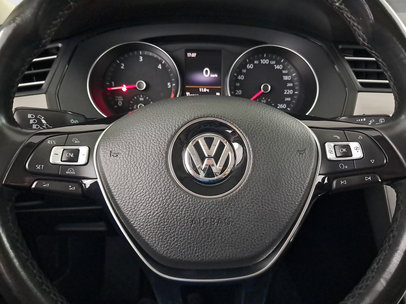 Volkswagen Passat, 2016