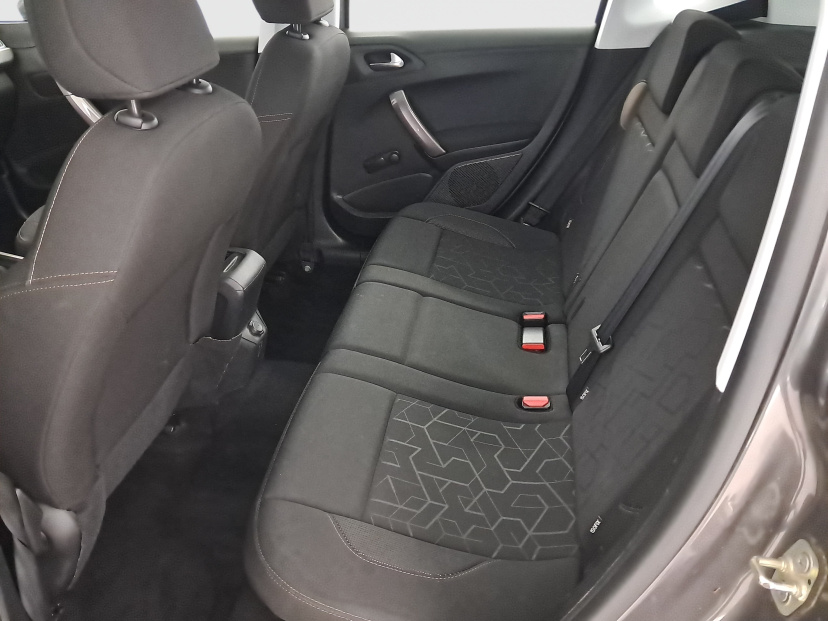 Peugeot 2008, 2013