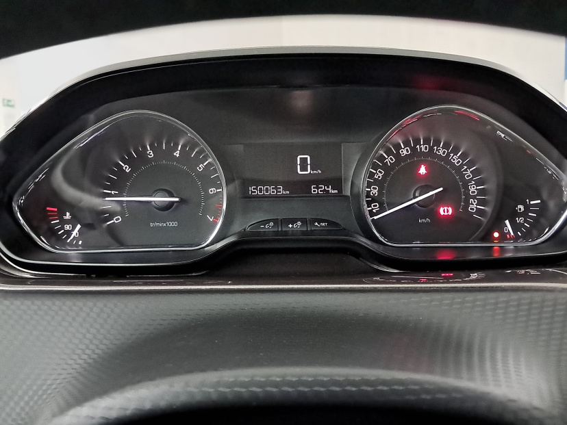 Peugeot 2008, 2013