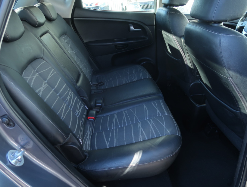 Kia Venga, 2011