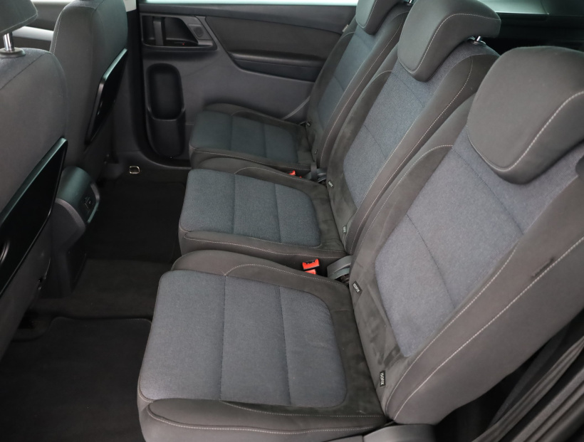 Volkswagen Sharan, 2012