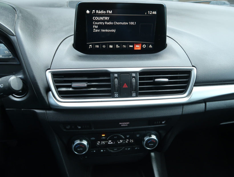 Mazda 3, 2018