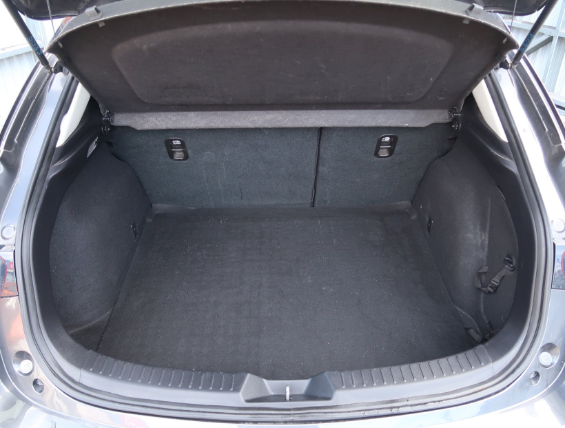 Mazda 3, 2018