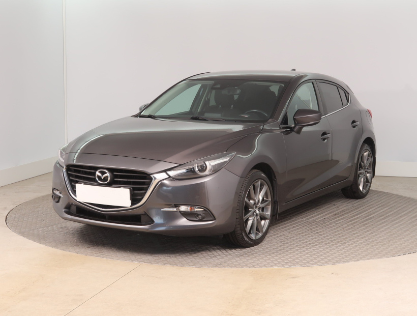 Mazda 3, 2018