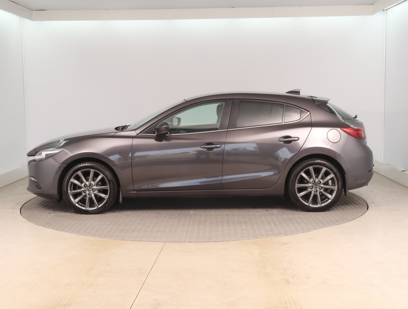 Mazda 3, 2018