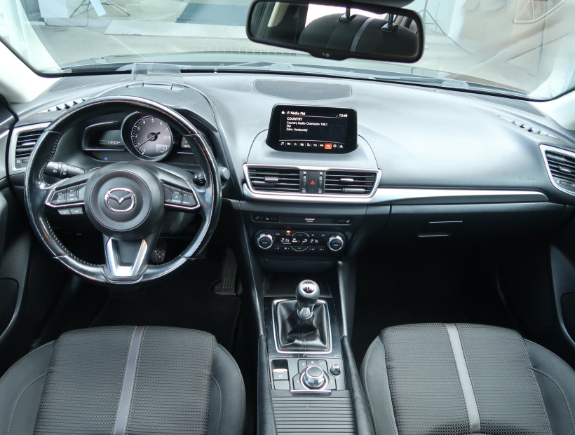 Mazda 3, 2018