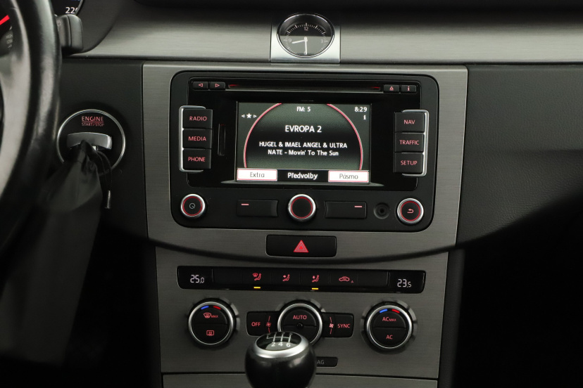 Volkswagen Passat, 2012