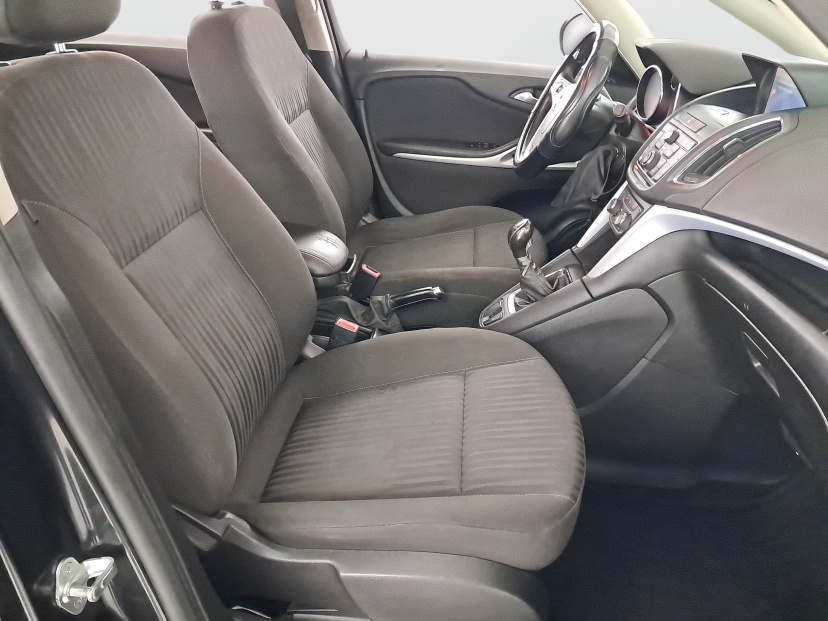 Opel Zafira, 2013