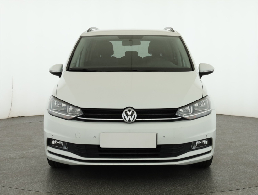 Volkswagen Touran, 2016