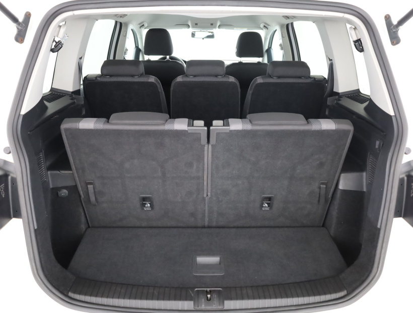 Volkswagen Touran, 2016