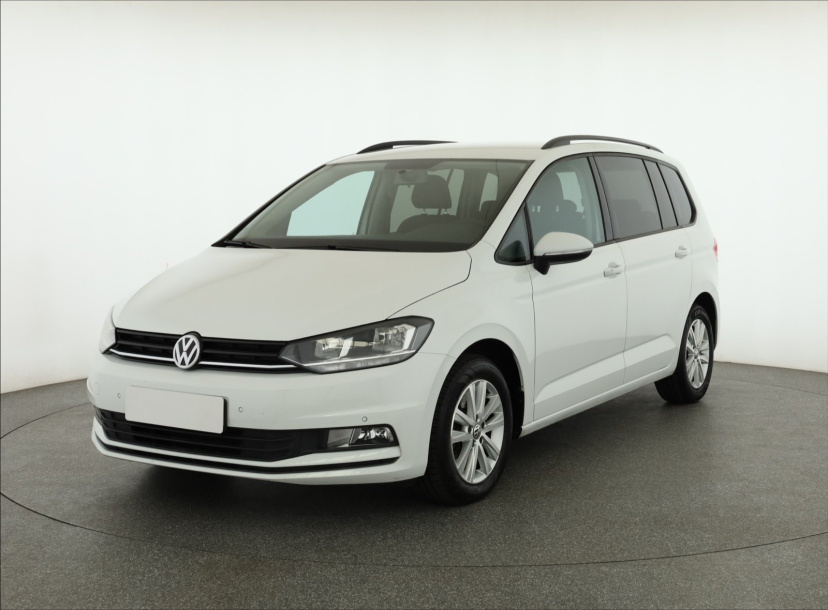 Volkswagen Touran, 2016