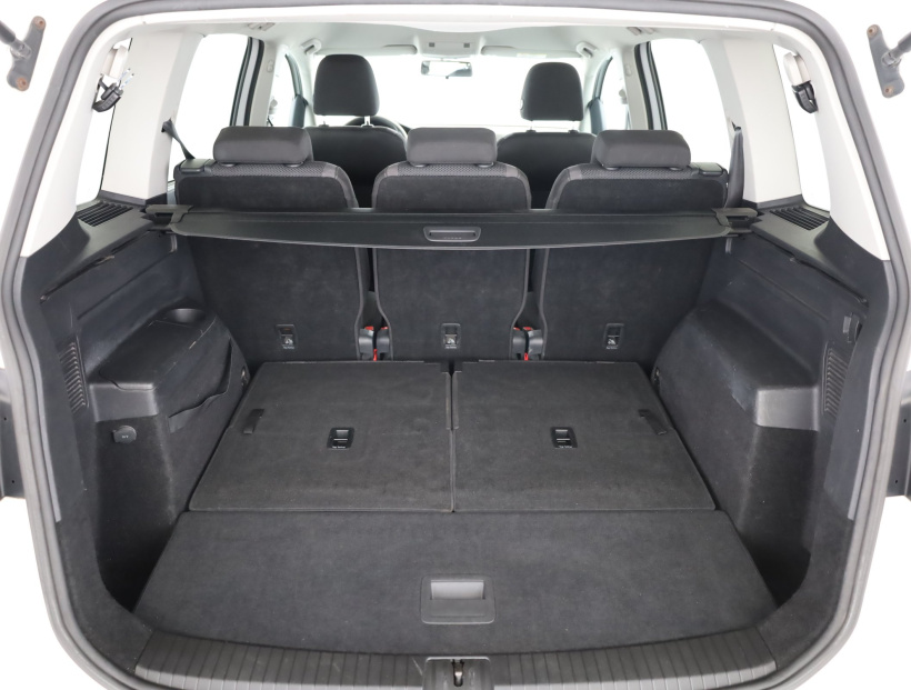 Volkswagen Touran, 2016