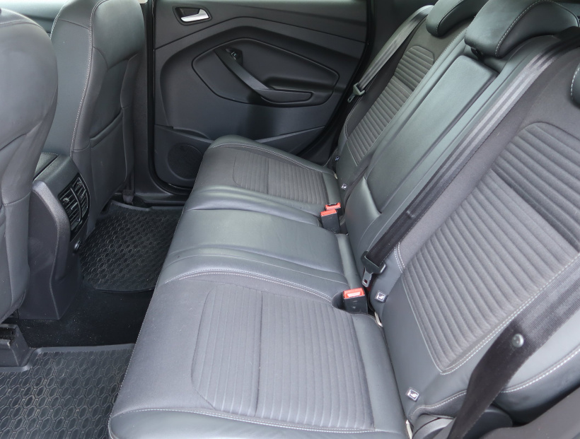 Ford Kuga, 2018
