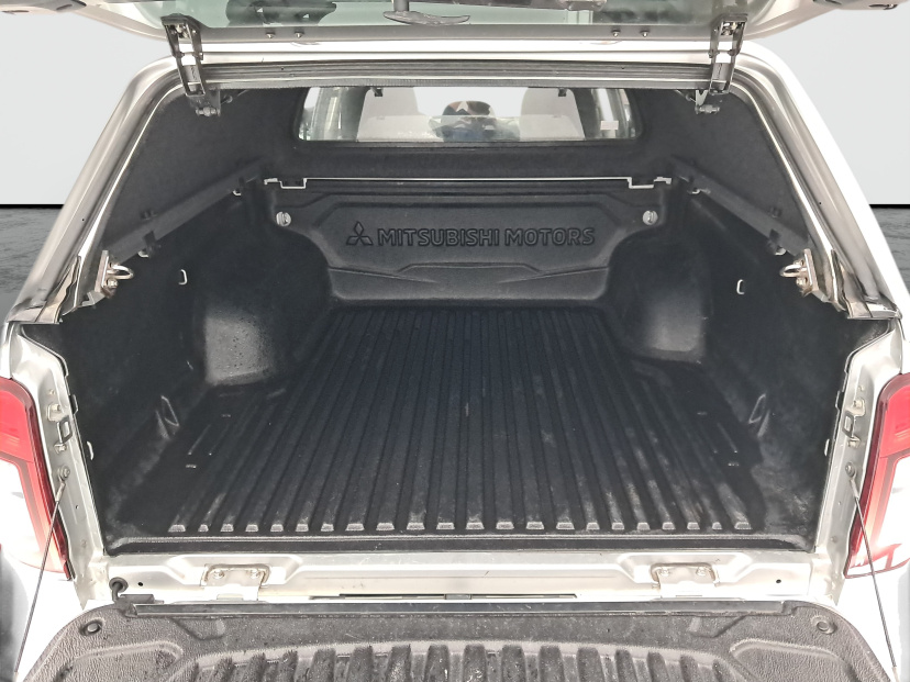 Mitsubishi L200, 2020