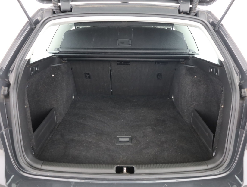 Volkswagen Passat, 2012