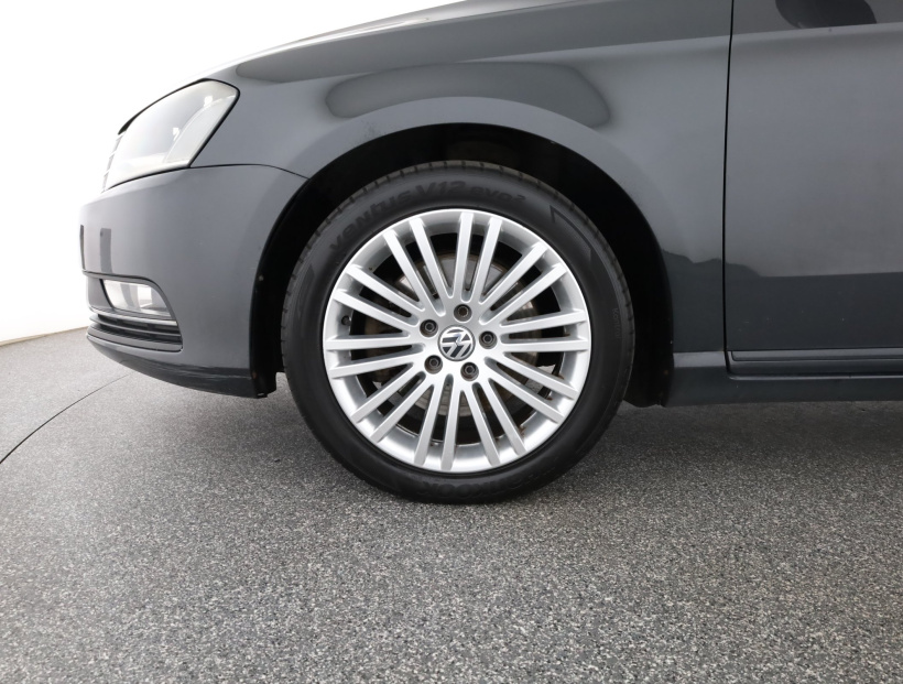 Volkswagen Passat, 2012