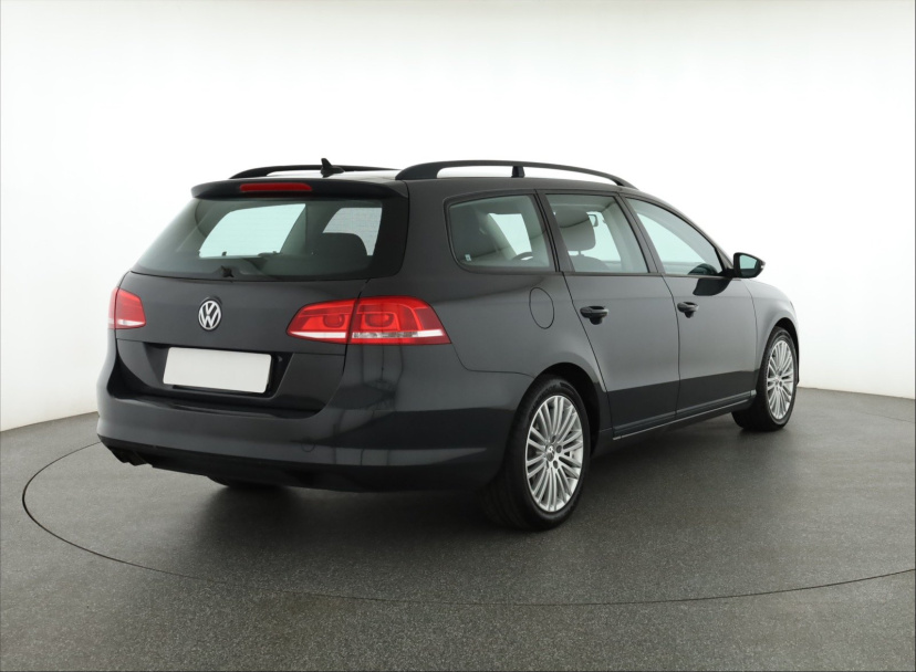 Volkswagen Passat, 2012