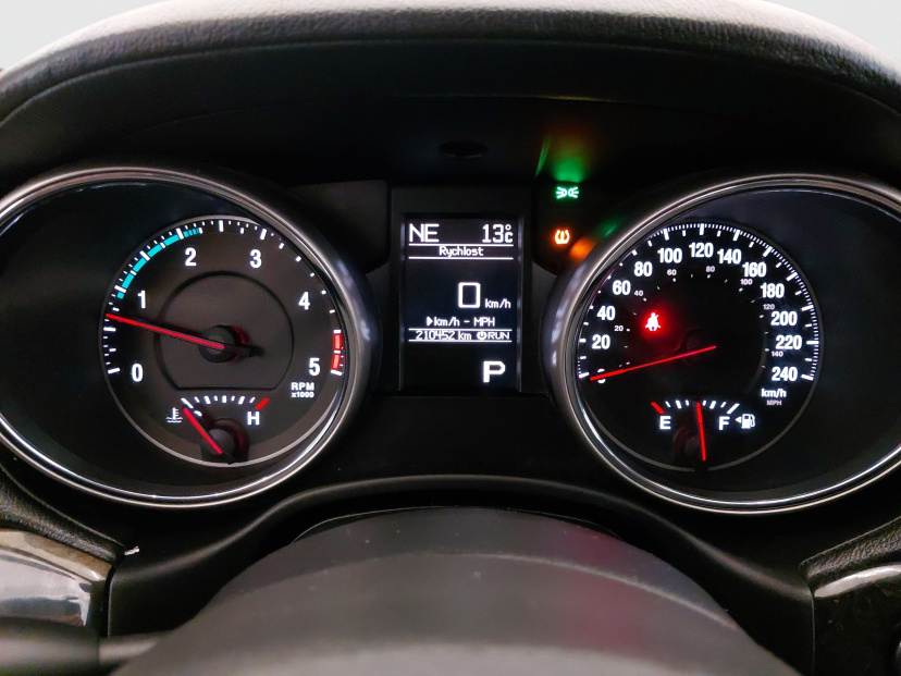 Jeep Grand Cherokee, 2011