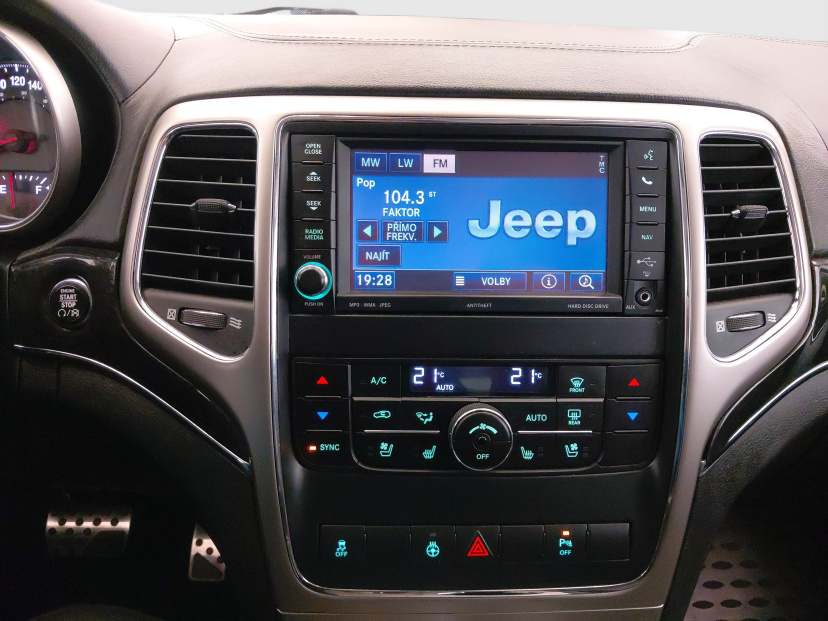 Jeep Grand Cherokee, 2011