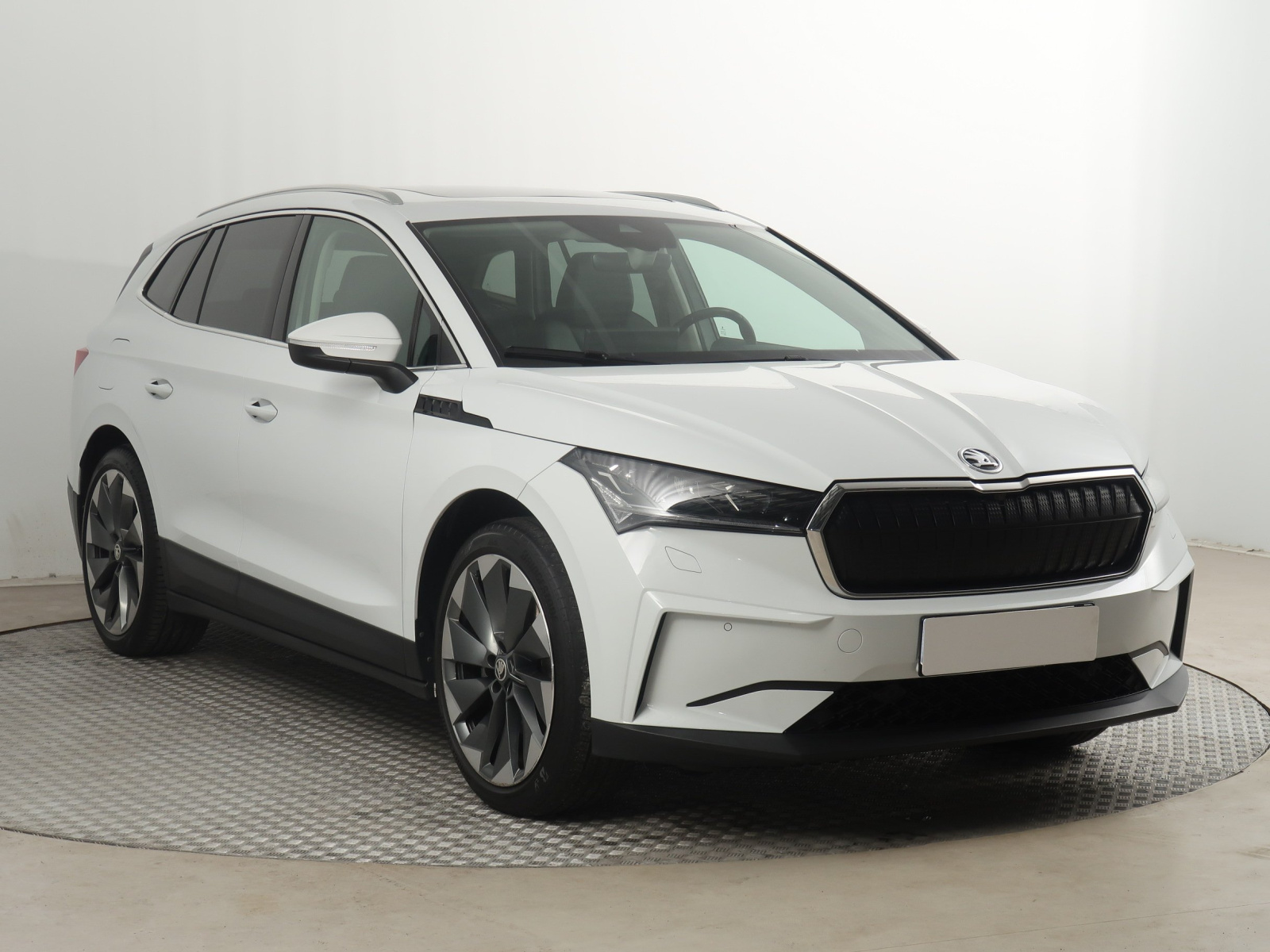 Škoda Enyaq iV 80 (82 kWh), 2021