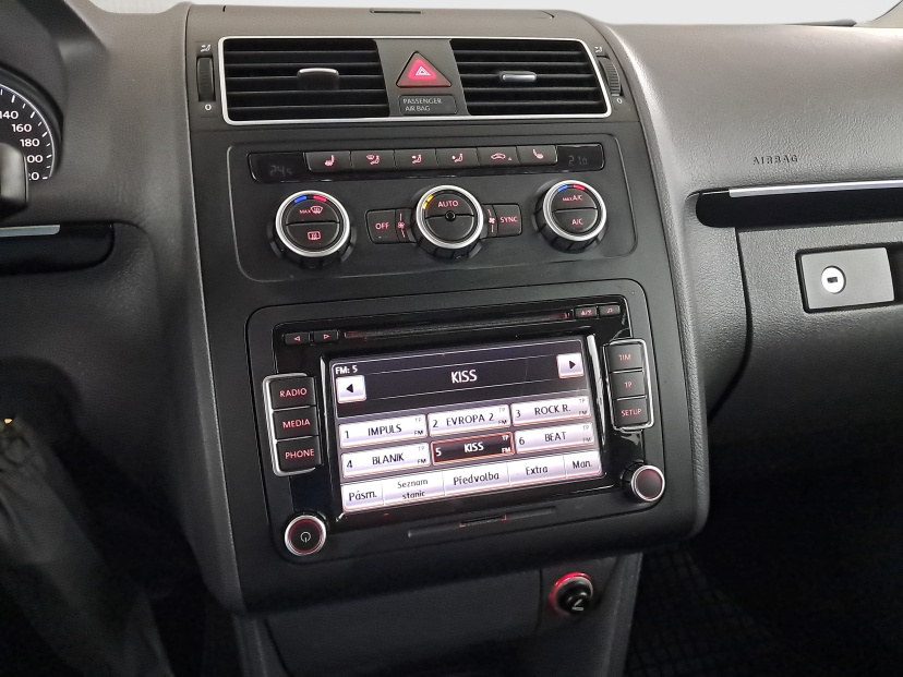 Volkswagen Touran, 2013