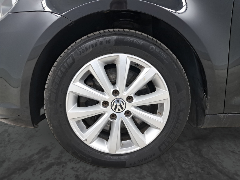 Volkswagen Touran, 2013