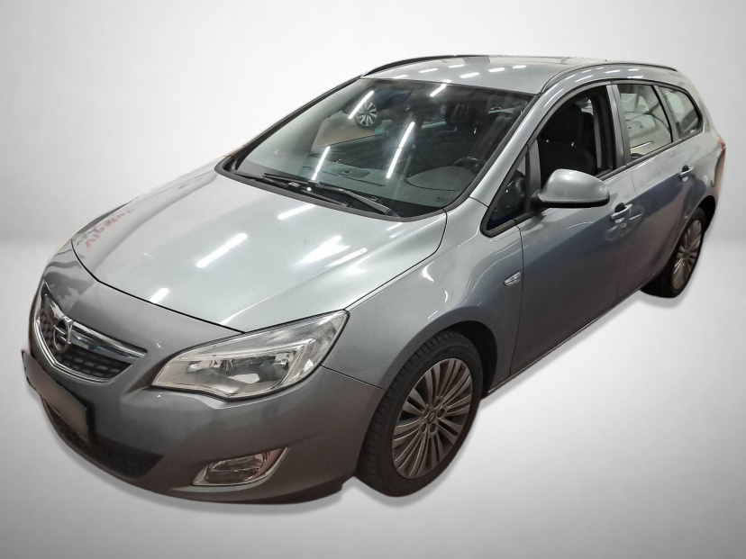 Opel Astra, 2013