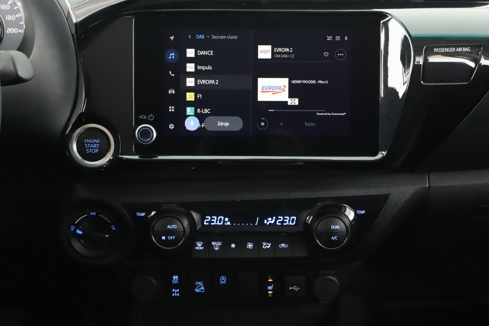 Toyota Hilux - 2025