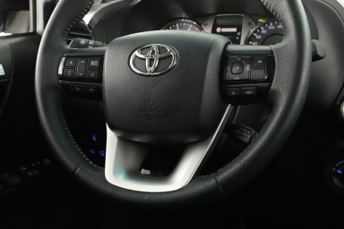 Toyota Hilux - 2025