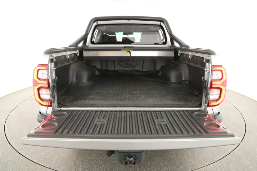 Toyota Hilux, 2025