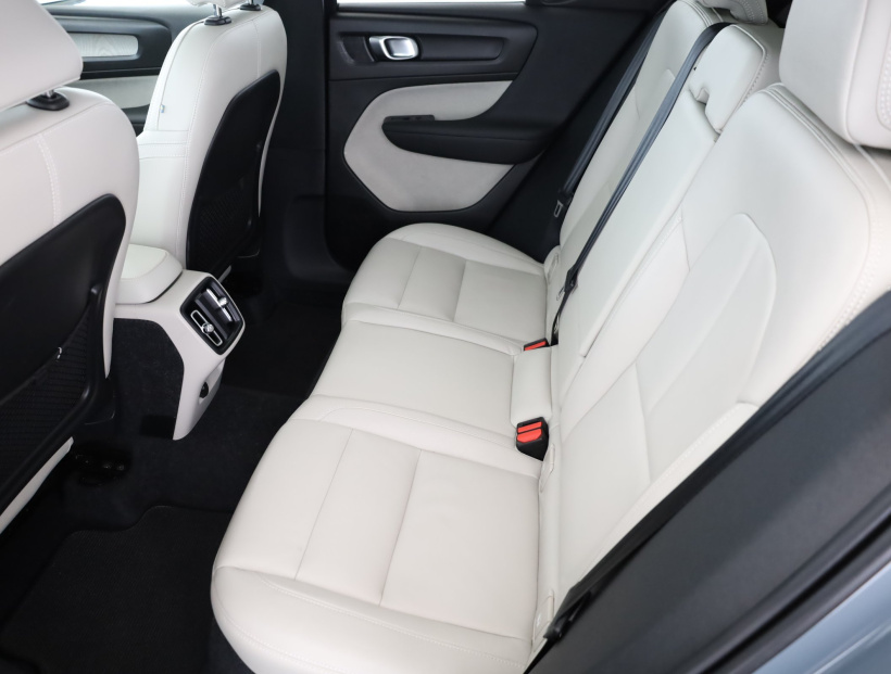 Volvo XC40, 2019