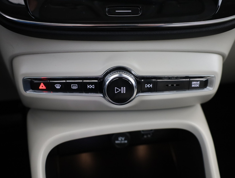 Volvo XC40, 2019