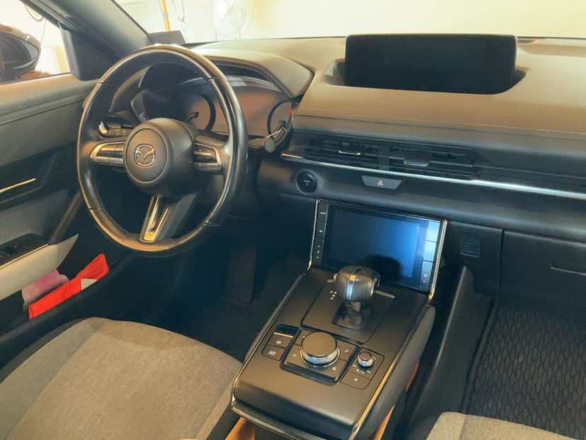 Mazda MX-30, 2022