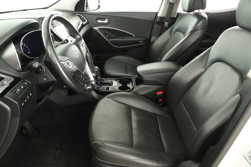 Hyundai Santa Fe, 2016