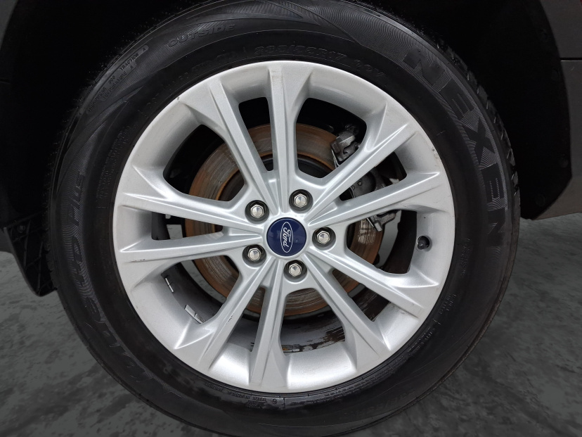 Ford Kuga, 2019