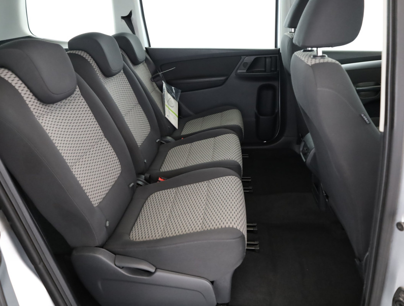 Volkswagen Sharan, 2013