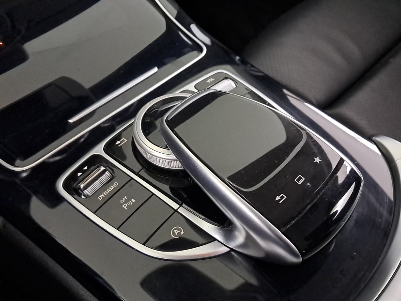 Mercedes-Benz C, 2016