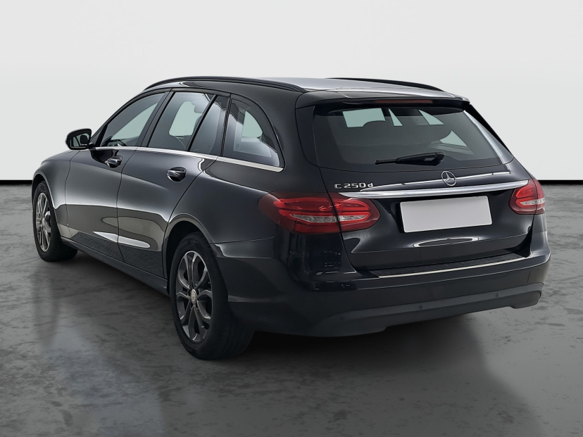 Mercedes-Benz C, 2016