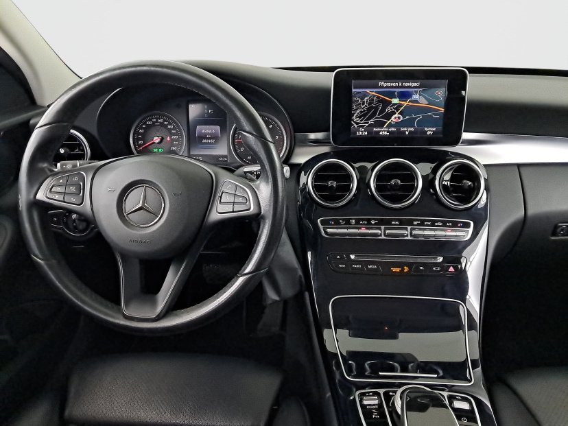 Mercedes-Benz C, 2016